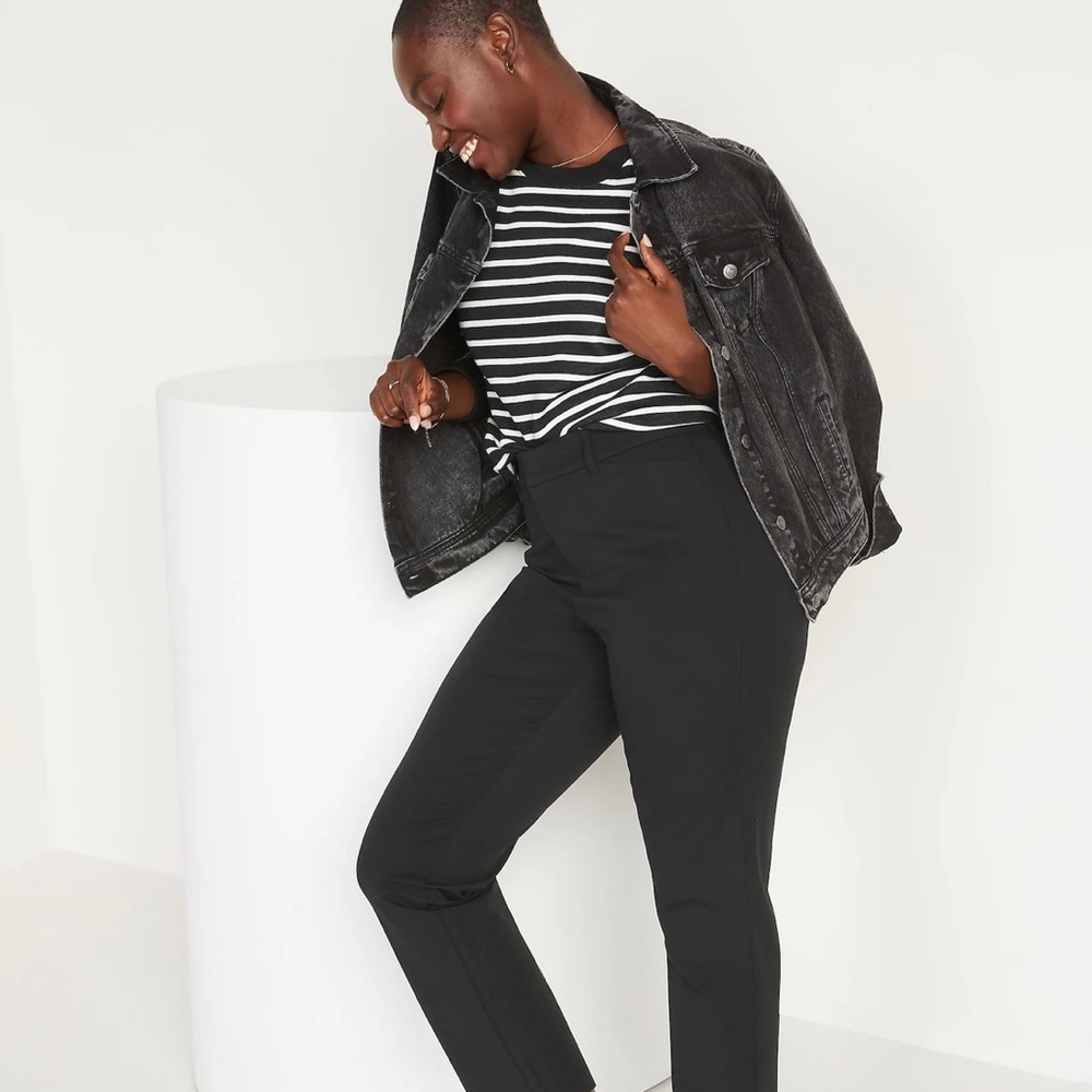 NWT Old Navy Black Size 18 Cropped Diva Pants